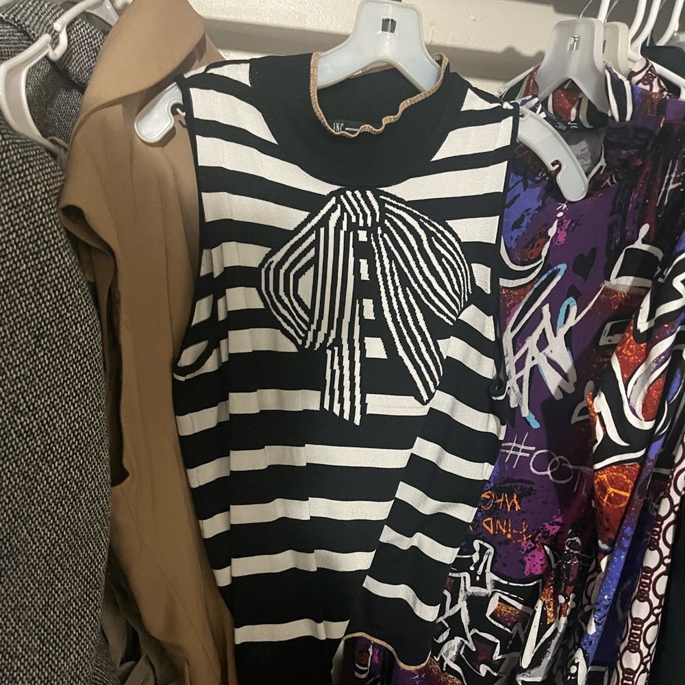INC International Concepts black & white striped sleeveless knit top, bow motif